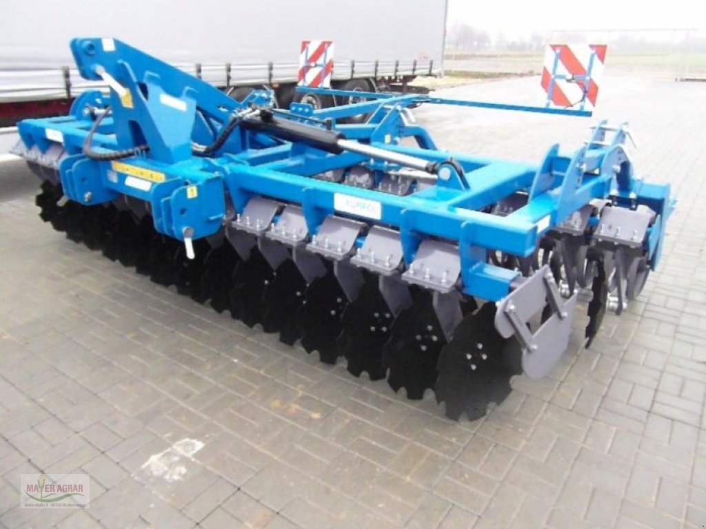 Kurzscheibenegge des Typs Agripol Titanum 4m, Neumaschine in Waltenhausen (Bild 3)