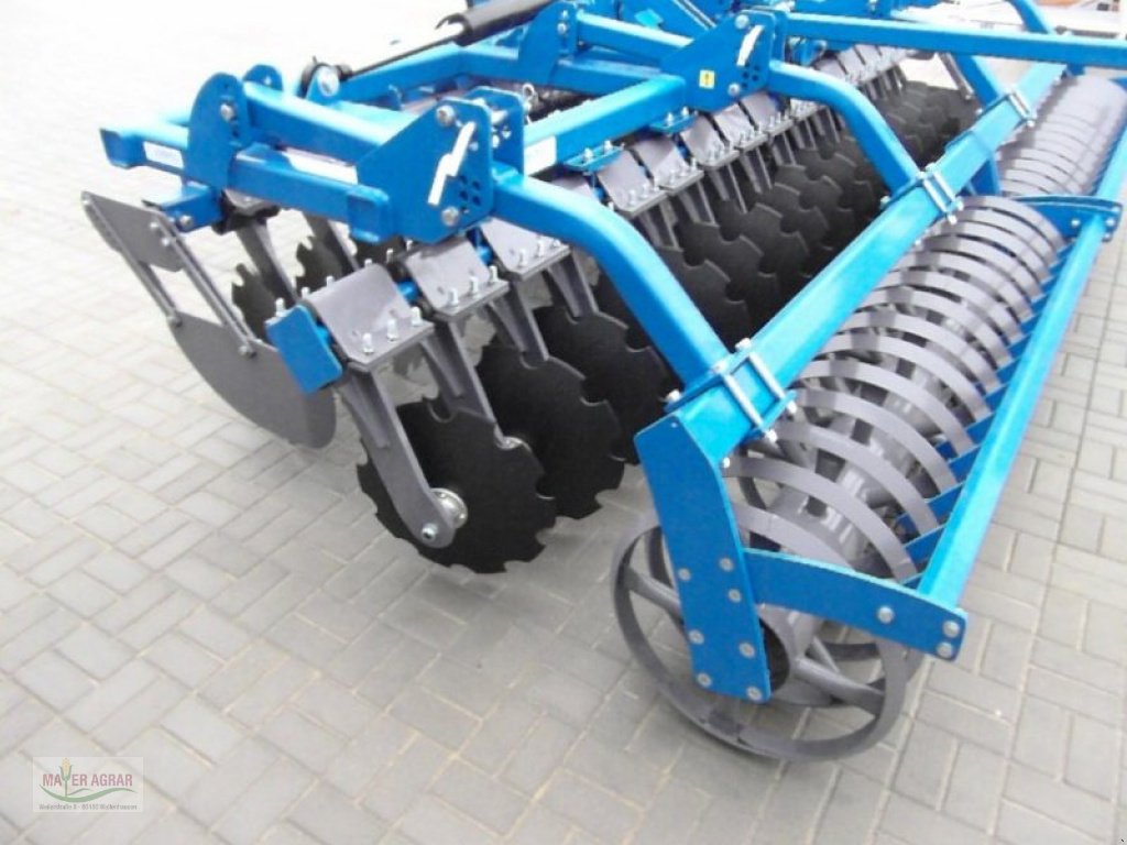 Kurzscheibenegge des Typs Agripol Titanum 4m, Neumaschine in Waltenhausen (Bild 5)