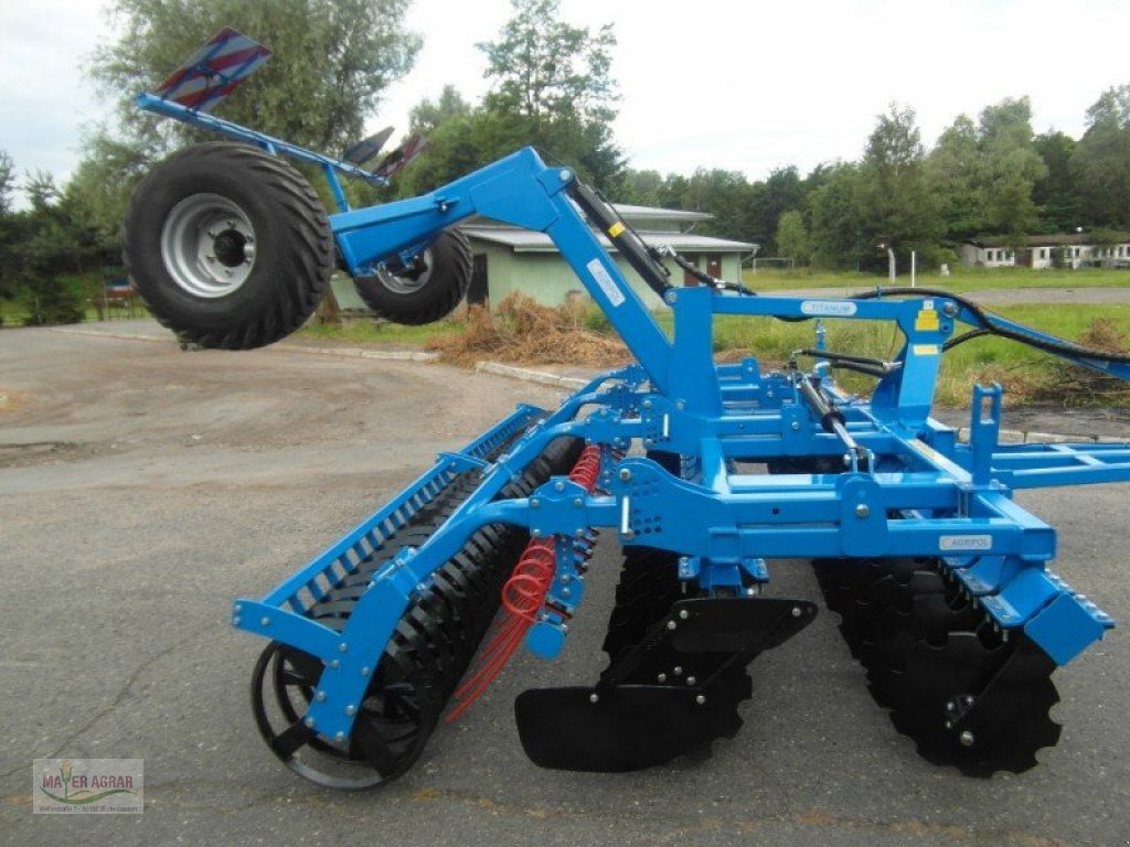 Kurzscheibenegge des Typs Agripol Titanum 4m, Neumaschine in Waltenhausen (Bild 12)