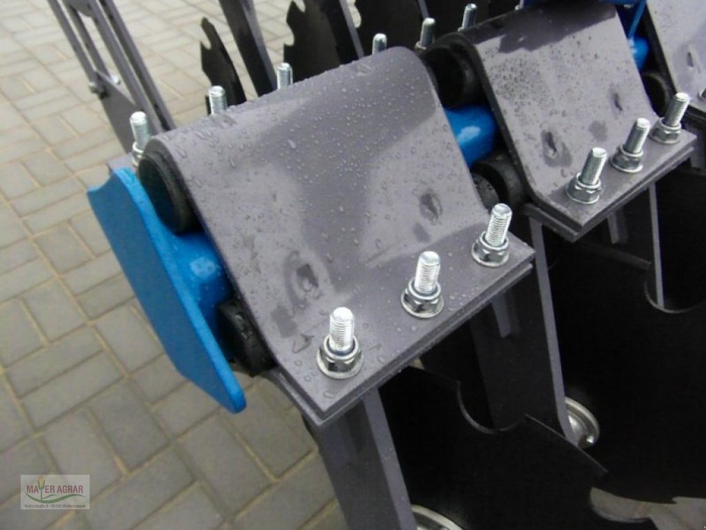 Kurzscheibenegge des Typs Agripol Titanum 4m, Neumaschine in Waltenhausen (Bild 7)