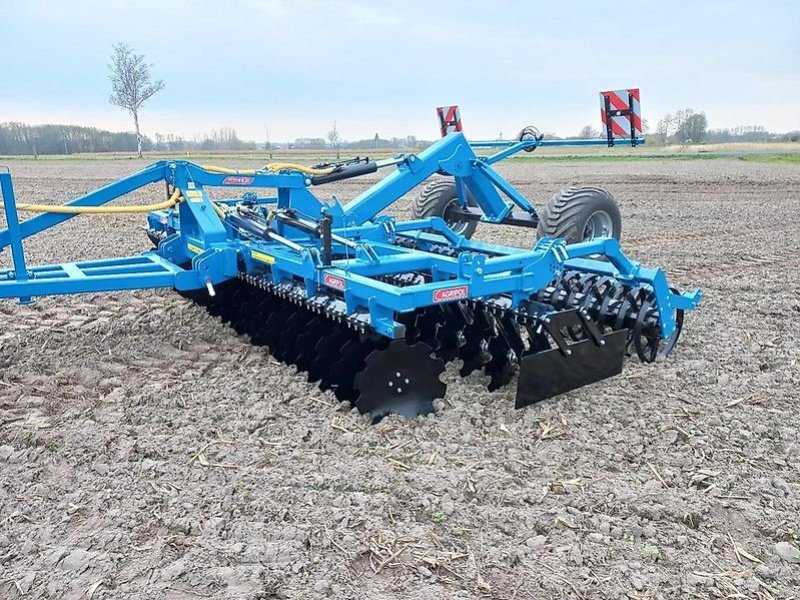 Kurzscheibenegge des Typs Agripol Titanum Kurzschreibenegge mit Fahrwerk 4,5 Meter, Preis inkl. 19 % MwSt., Gebrauchtmaschine in Lippetal (Bild 1)