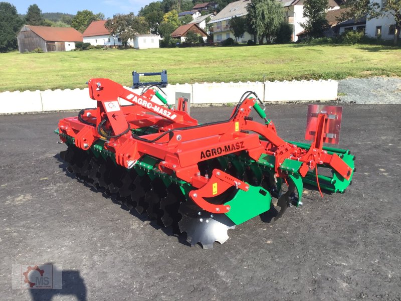 Kurzscheibenegge des Typs Agro-Masz BT 30 3m Arbeitsbreite Beleuchtung, Neumaschine in Tiefenbach (Bild 1)