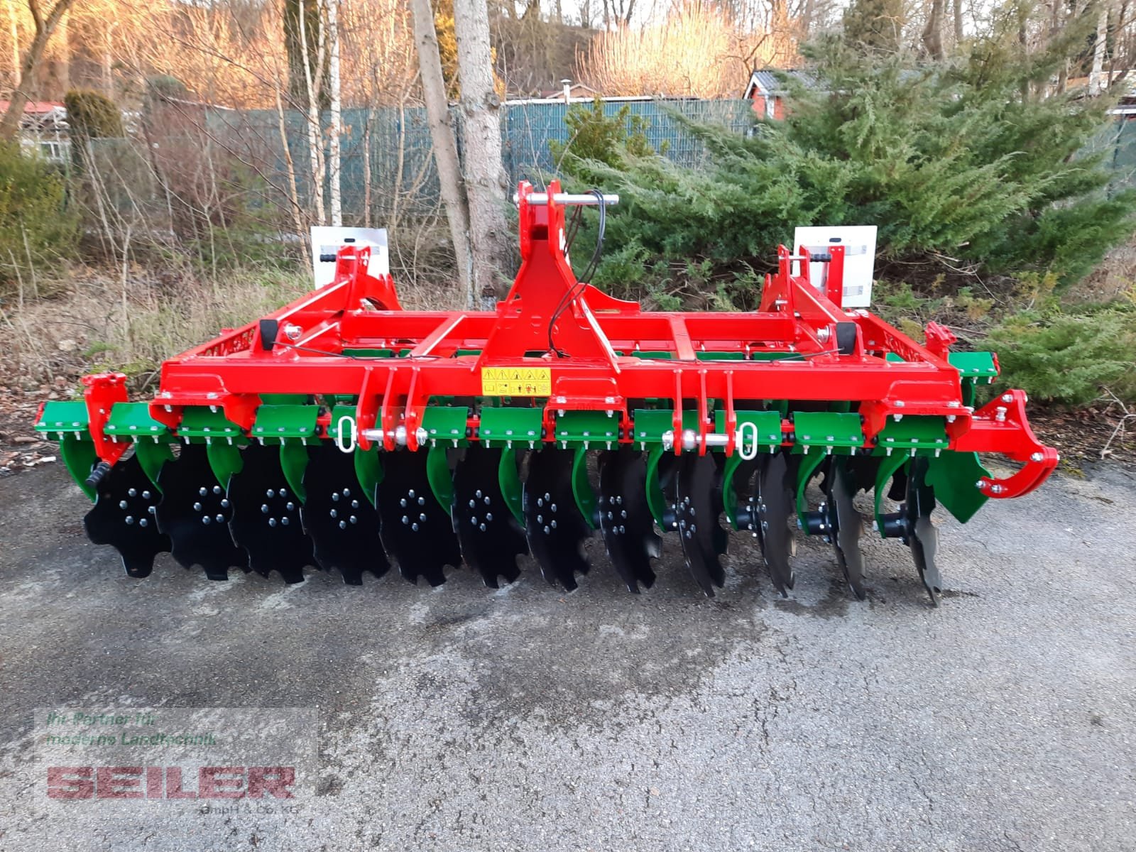 Kurzscheibenegge des Typs Agro-Masz BT 30 + Rohrstabwalze 500 mm, Neumaschine in Ansbach (Bild 4)