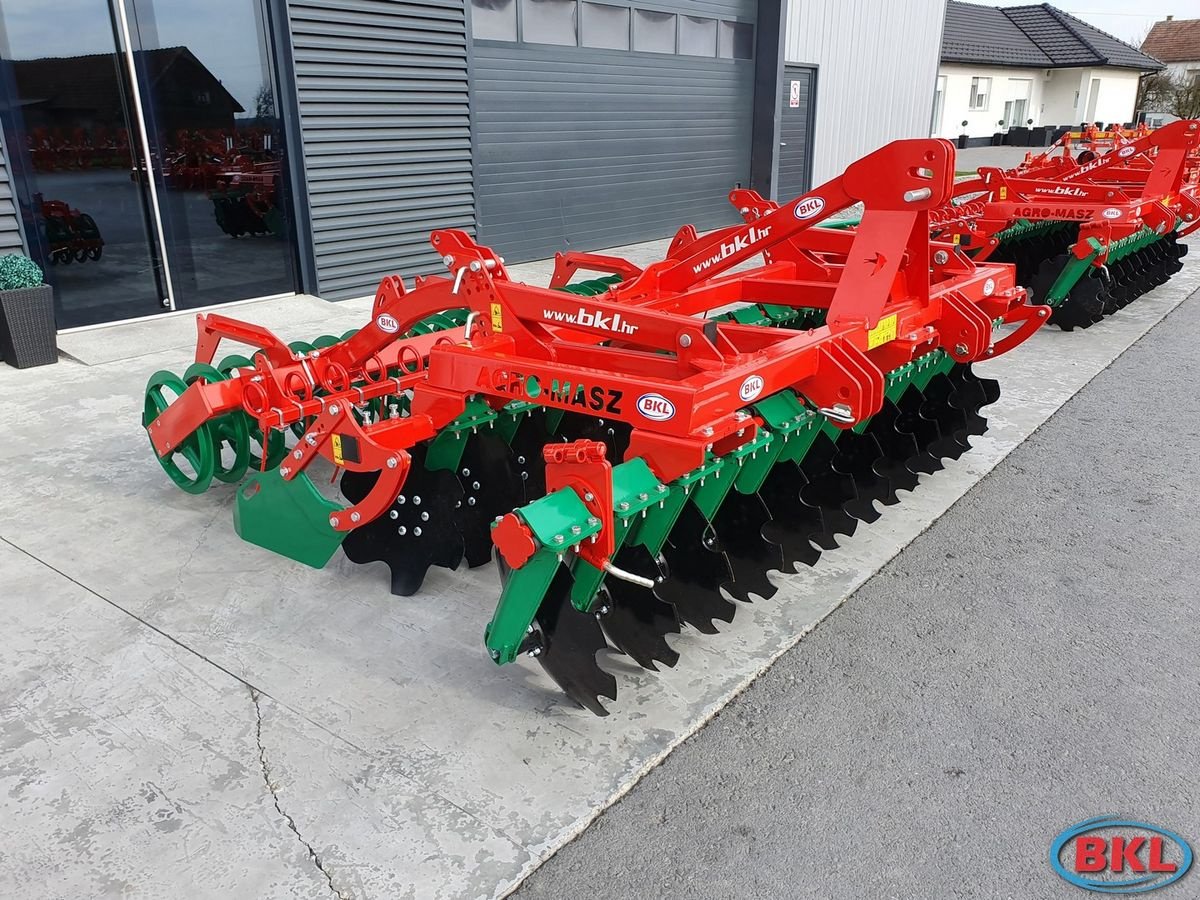 Kurzscheibenegge Türe ait Agro-Masz BT30 Kurzscheibenegge, Neumaschine içinde Rovisce (resim 1)