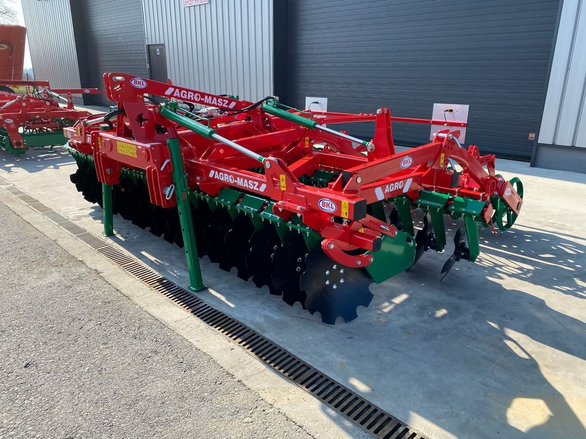 Kurzscheibenegge del tipo Agro-Masz BTH40 Kurzscheibenegge, Neumaschine In Rovisce (Immagine 7)