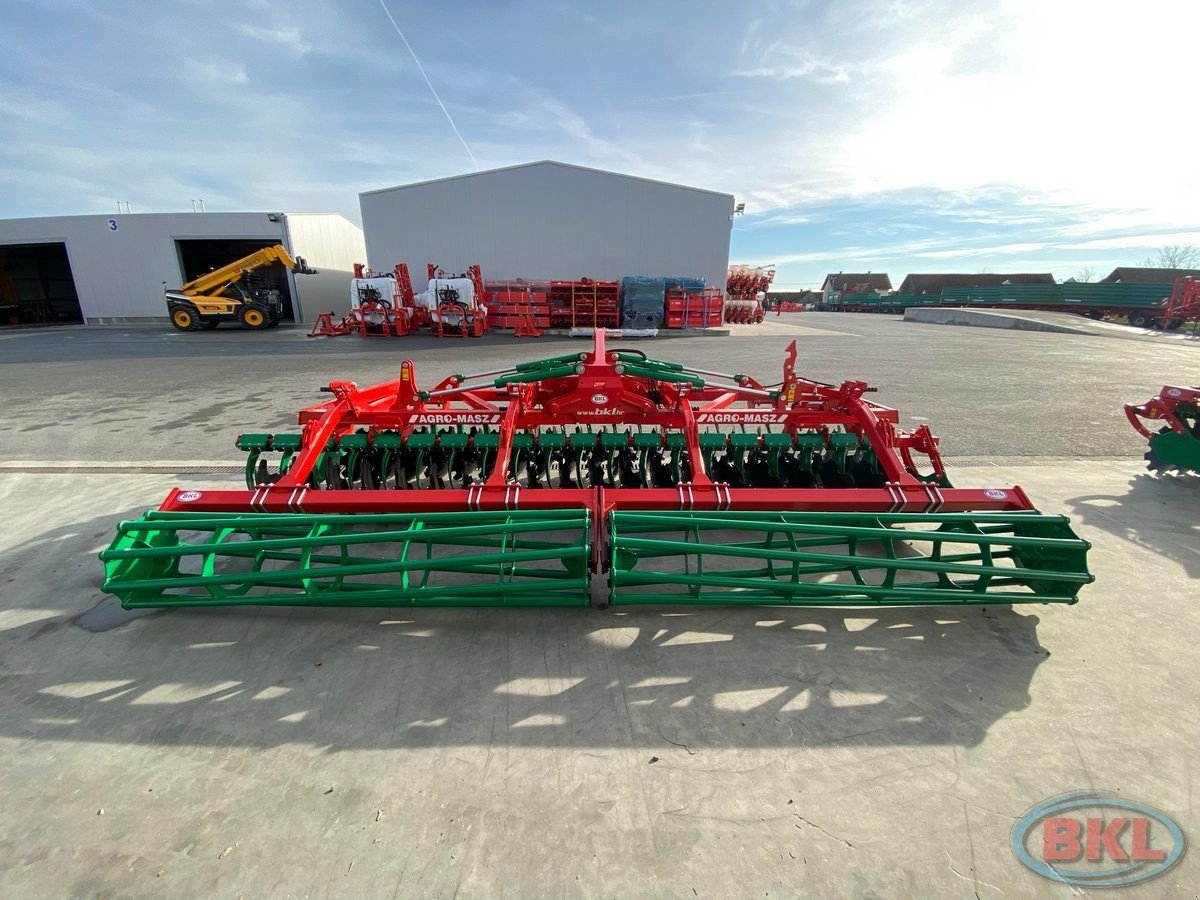 Kurzscheibenegge του τύπου Agro-Masz BTH50 Kurzscheibenegge/Zwischenfruchtstreuer, Neumaschine σε Rovisce (Φωτογραφία 4)