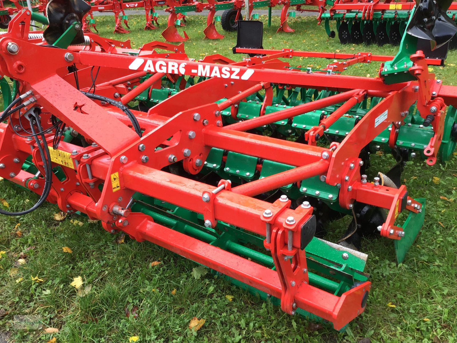 Kurzscheibenegge Türe ait Agro-Masz FOX 30 - FasterCut, Neumaschine içinde Marsberg (resim 7)