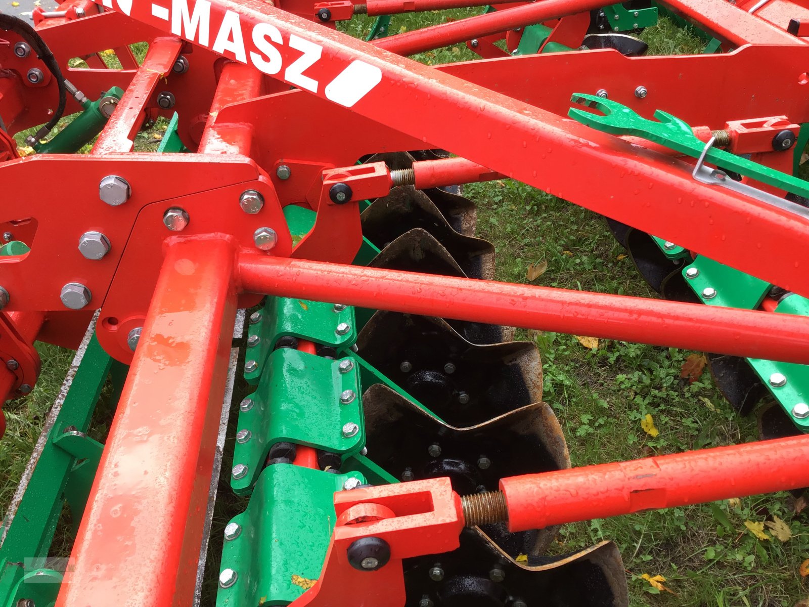 Kurzscheibenegge Türe ait Agro-Masz FOX 30 - FasterCut, Neumaschine içinde Marsberg (resim 9)