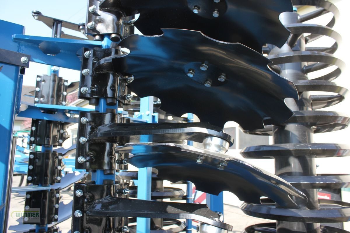 Kurzscheibenegge des Typs Agro Profi Line VEGA - Kurzscheibenegge 4m, Neumaschine in Kematen (Bild 5)