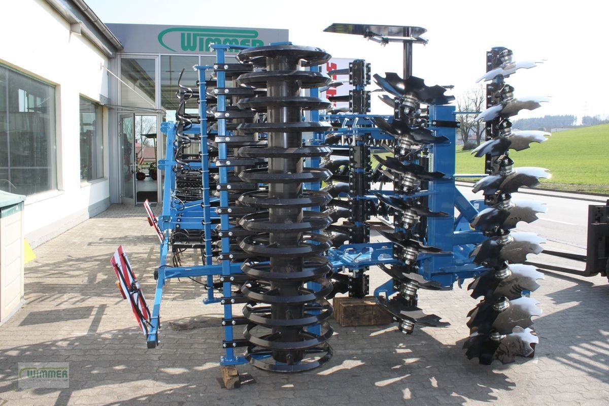 Kurzscheibenegge des Typs Agro Profi Line VEGA - Kurzscheibenegge 4m, Neumaschine in Kematen (Bild 1)