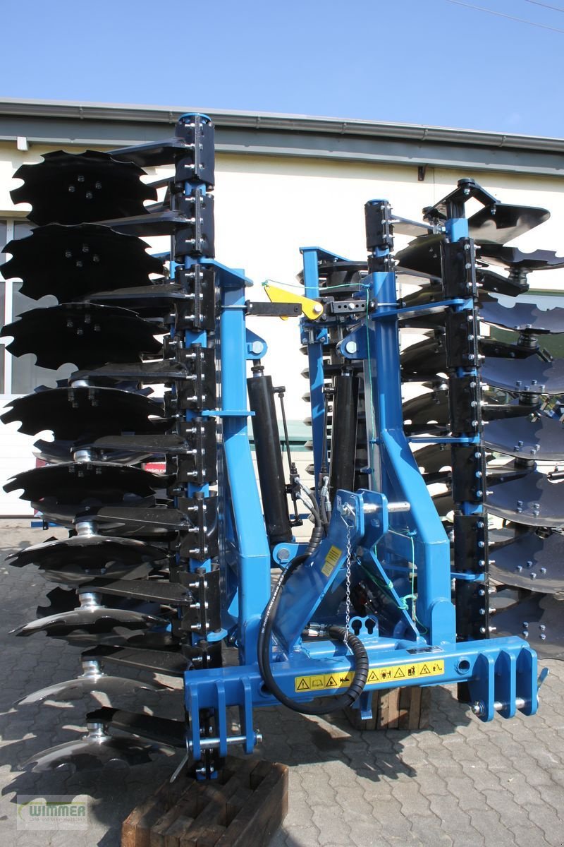 Kurzscheibenegge des Typs Agro Profi Line VEGA - Kurzscheibenegge 4m, Neumaschine in Kematen (Bild 2)