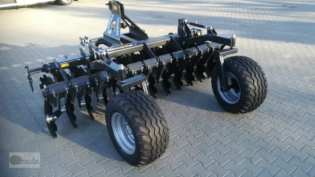 Kurzscheibenegge des Typs Agroland Kurzscheibenegge Titanum LIGHT Frontanbau NEU!, Neumaschine in Bad Emstal (Bild 4)