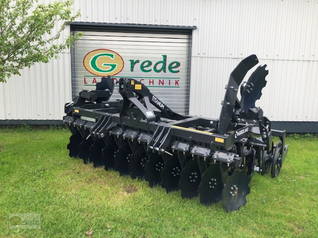 Kurzscheibenegge des Typs Agroland Titanum 300, Neumaschine in Bad Emstal (Bild 3)