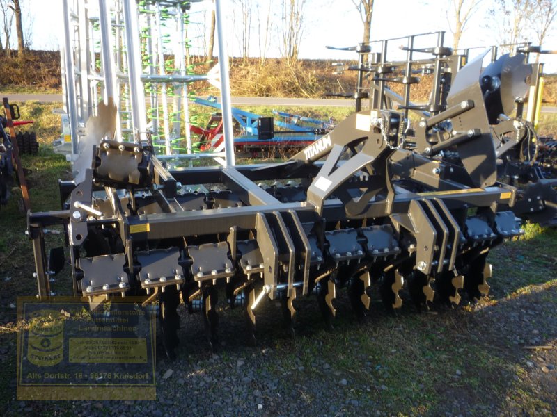 Kurzscheibenegge des Typs Agroland Titanum heavy 300 Scheibenegge, Neumaschine in Pfarrweisach (Bild 1)