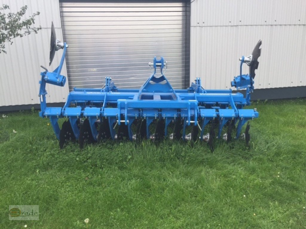 Kurzscheibenegge des Typs Agroland Titanum LIGHT 300 Kurzscheibenegge, Neumaschine in Bad Emstal (Bild 2)