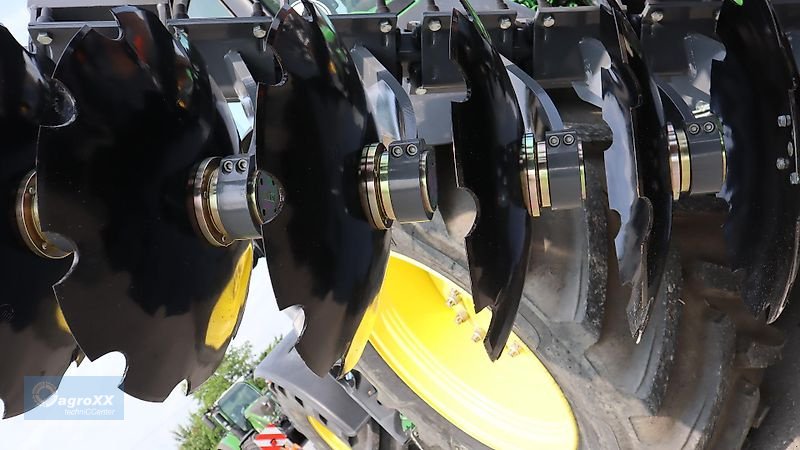 Kurzscheibenegge des Typs AgroXX AVATERRA 4.5 -Gen4- MIT DACHRING WALZE HD--, Neumaschine in Ennigerloh (Bild 14)