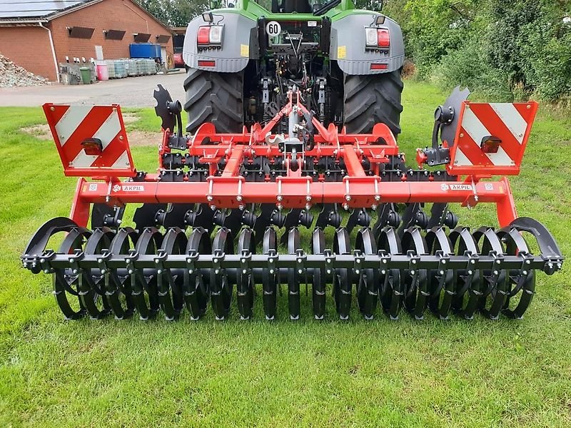 Kurzscheibenegge tipa Akpil Kurzscheibenegge Bison, Neumaschine u Stemwede (Slika 5)