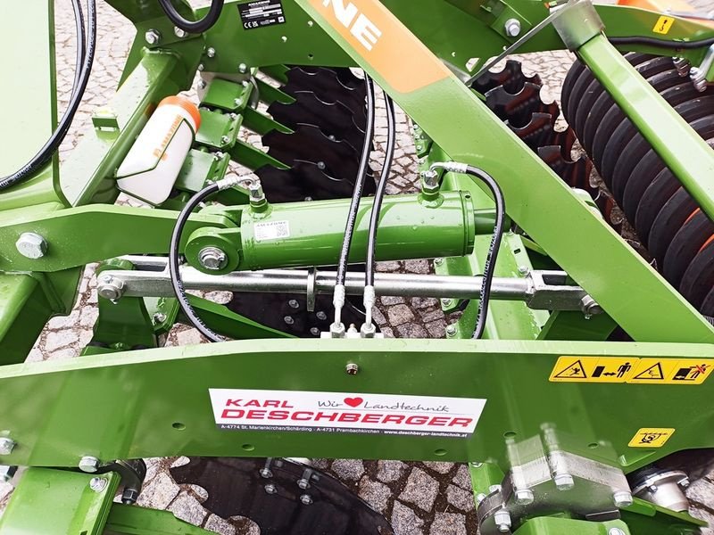 Kurzscheibenegge des Typs Amazone Catros+ 3003 Special Kurzscheibenegge, Neumaschine in St. Marienkirchen (Bild 7)