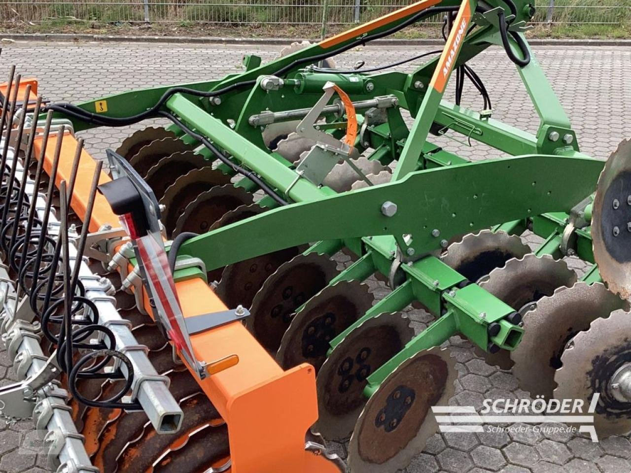 Kurzscheibenegge des Typs Amazone CATROS+ 3003 SPECIAL, Gebrauchtmaschine in Norden (Bild 9)