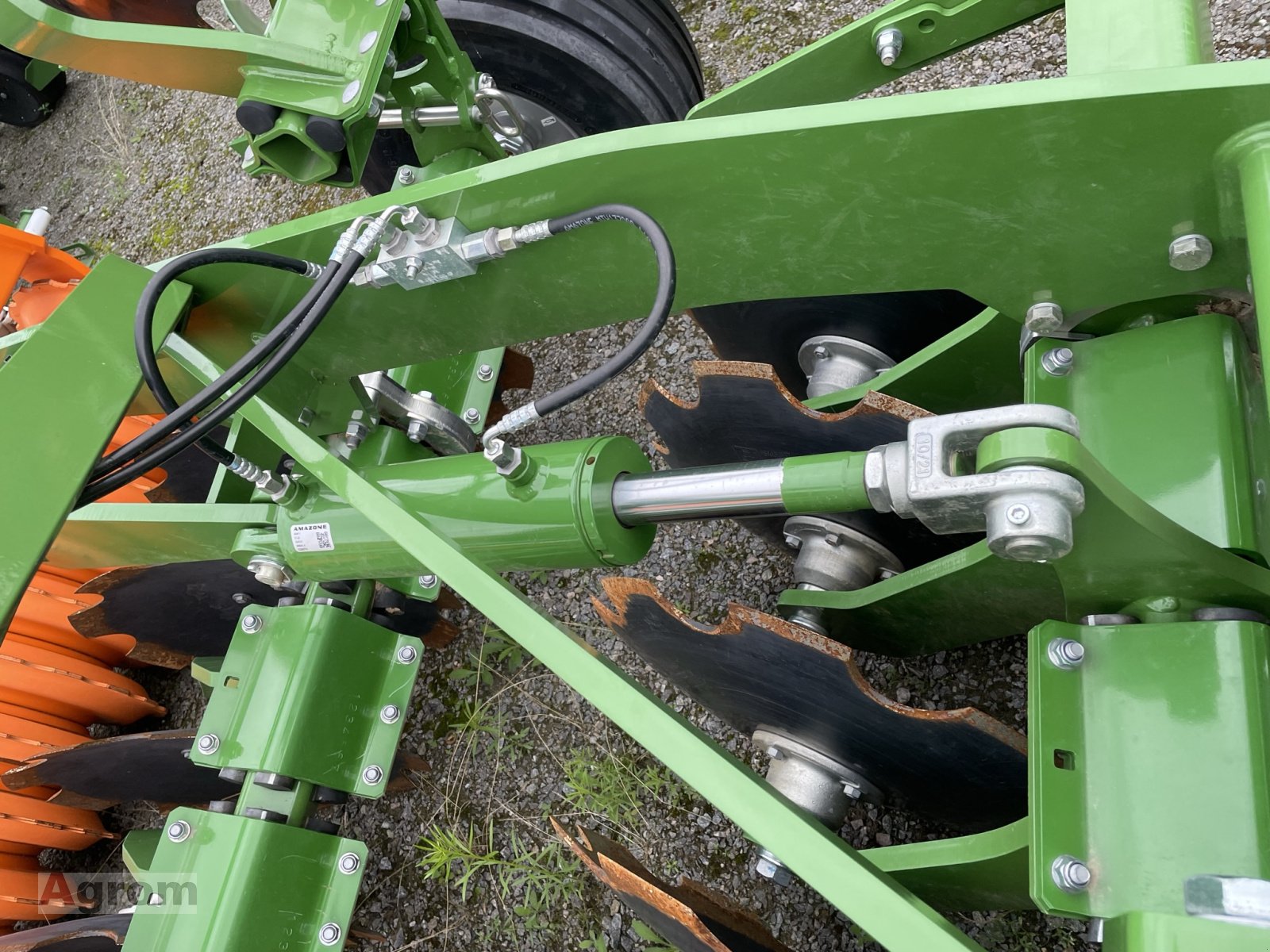 Kurzscheibenegge des Typs Amazone CatrosXL 3003, Neumaschine in Meißenheim-Kürzell (Bild 5)