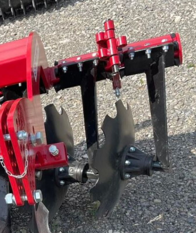 Kurzscheibenegge des Typs BM Maschinenbau Kurzscheibenegge rot zum Sonderpreis mit o. ohne Walze, Neumaschine in Sendenhorst (Bild 9)