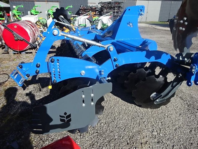 Kurzscheibenegge del tipo H-L-M RX 3. 0   Kurzscheibenegge 3 Meter mit V Ringwalze, Neumaschine In Neureichenau (Immagine 4)