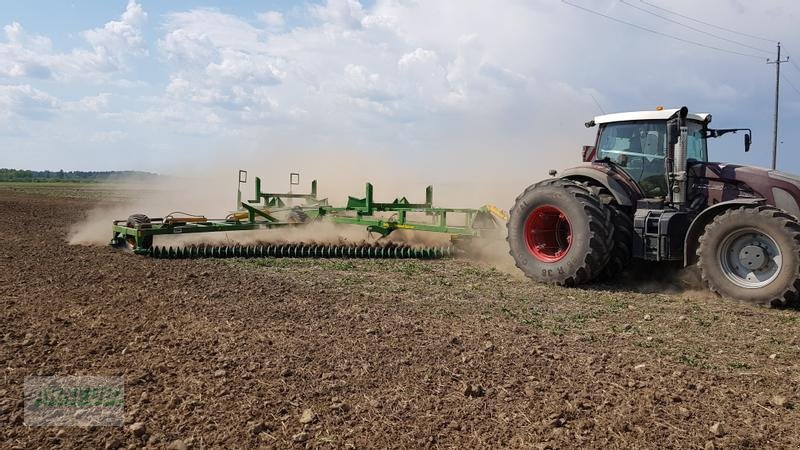 Kurzscheibenegge des Typs Kelly 9m Kelly Kettenegge, Neumaschine in Schlettau (Bild 1)