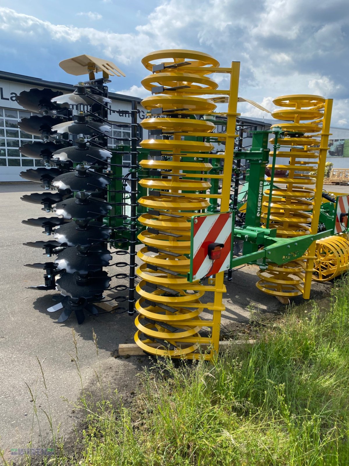 Kurzscheibenegge typu Kerner Helix 450 H, Lagermaschine zum Sonderpreis, Neumaschine v Buchdorf (Obrázek 2)