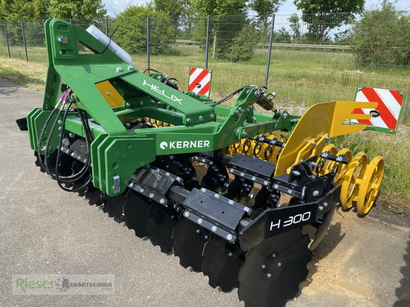 Kurzscheibenegge του τύπου Kerner Helix H 300, Frühbezug 8 % Sonderrabatt, Neumaschine σε Nördlingen (Φωτογραφία 1)