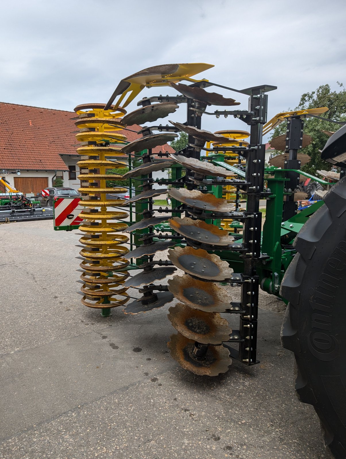 Kurzscheibenegge del tipo Kerner Helix H 450, Gebrauchtmaschine In Altbierlingen (Immagine 4)