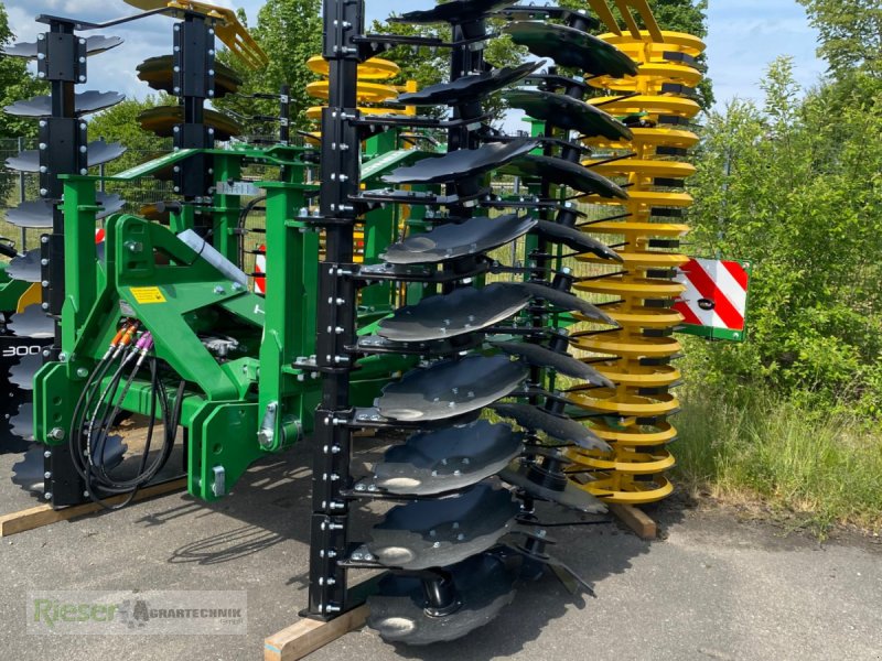 Kurzscheibenegge del tipo Kerner Herlix 450, Neumaschine In Nördlingen (Immagine 1)