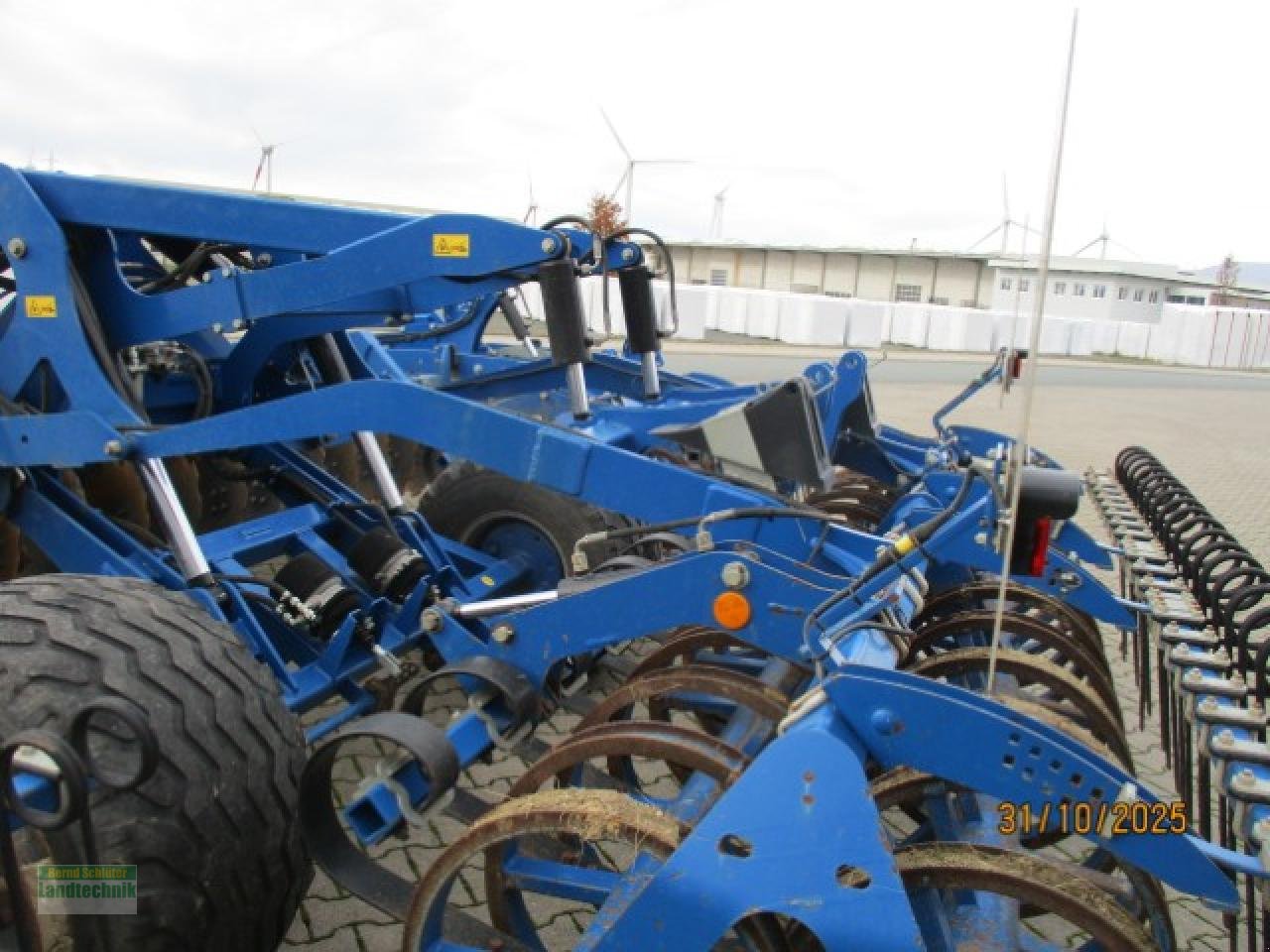 Kurzscheibenegge of the type Köckerling Rebell 600 T, Gebrauchtmaschine in Büren (Picture 4)
