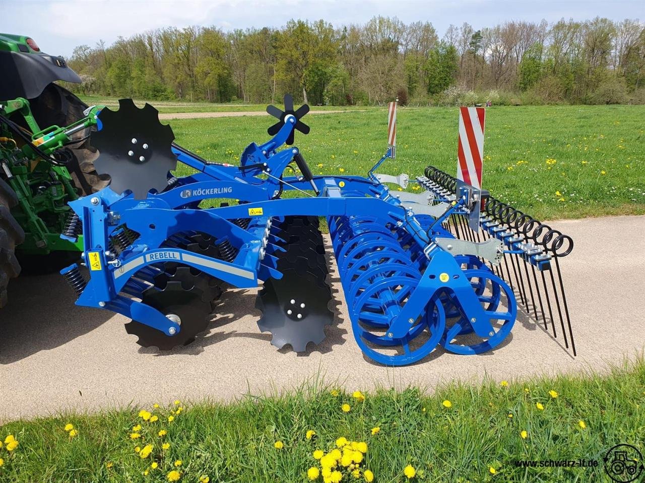 Kurzscheibenegge des Typs Köckerling Rebell classic 300 2.0, Neumaschine in Aspach (Bild 2)