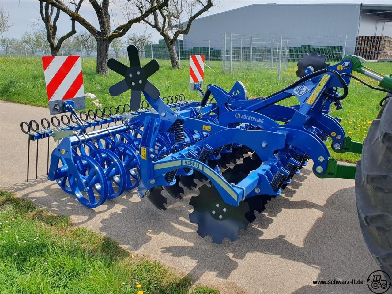 Kurzscheibenegge des Typs Köckerling Rebell classic 300 2.0, Neumaschine in Aspach (Bild 8)