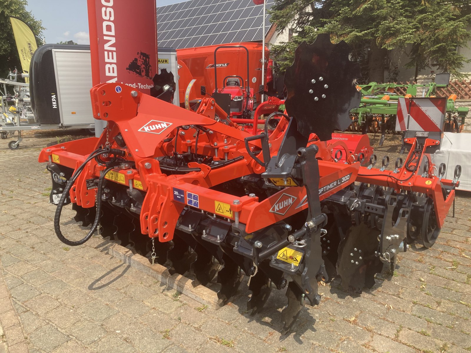 Kurzscheibenegge tipa Kuhn Optimer L 300, Neumaschine u Blaufelden-Wiesenbach (Slika 3)