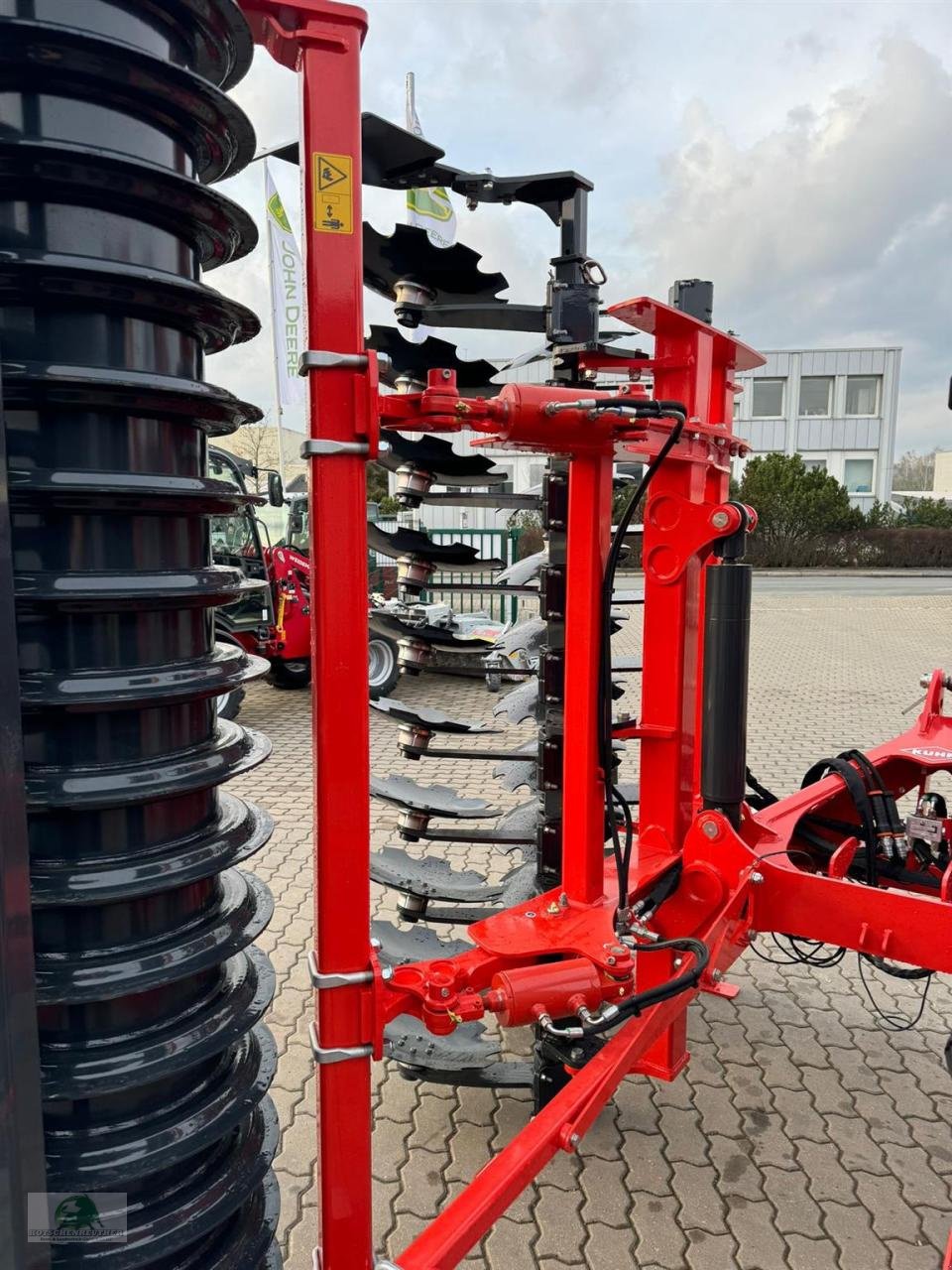 Kurzscheibenegge Türe ait Kuhn Optimer L 500R, Neumaschine içinde Triebes (resim 8)