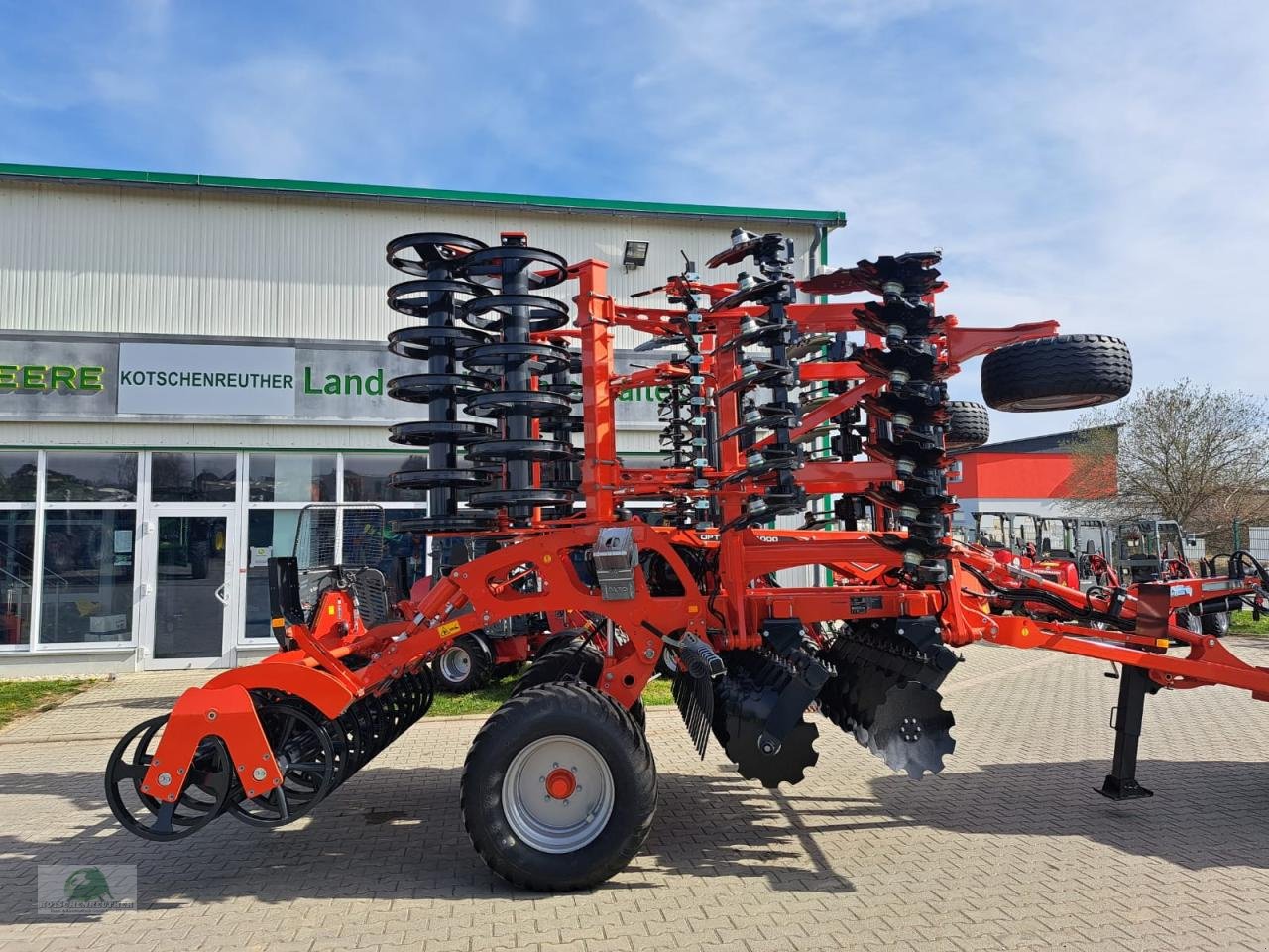 Kurzscheibenegge Türe ait Kuhn Optimer L 6000, Neumaschine içinde Münchberg (resim 2)