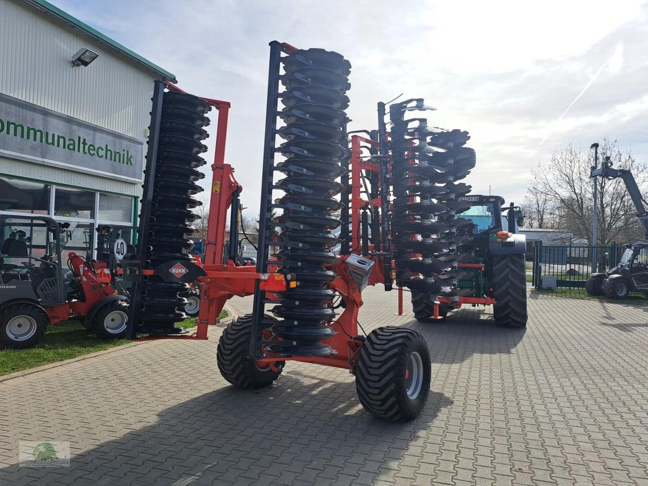 Kurzscheibenegge Türe ait Kuhn Optimer XL 5000, Neumaschine içinde Münchberg (resim 3)