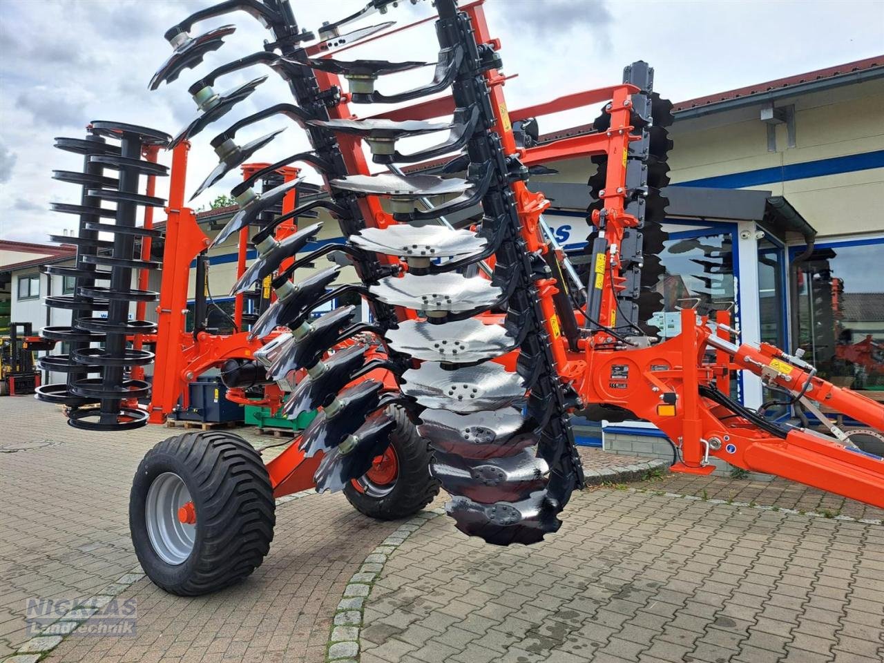 Kurzscheibenegge des Typs Kuhn Optimer XL 5000, Neumaschine in Schirradorf (Bild 7)