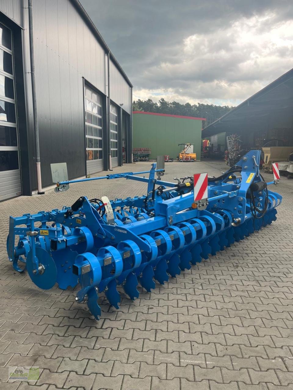 Kurzscheibenegge des Typs Lemken Heliodor 9/500 K - NEU, Neumaschine in Wernberg-Köblitz (Bild 2)