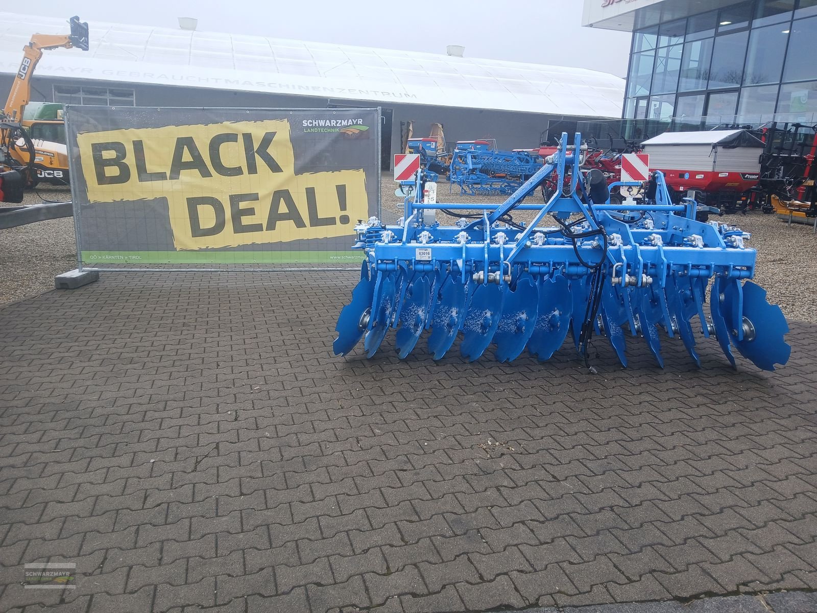 Kurzscheibenegge des Typs Lemken Rubin 10/300U MSW, Neumaschine in Aurolzmünster (Bild 1)