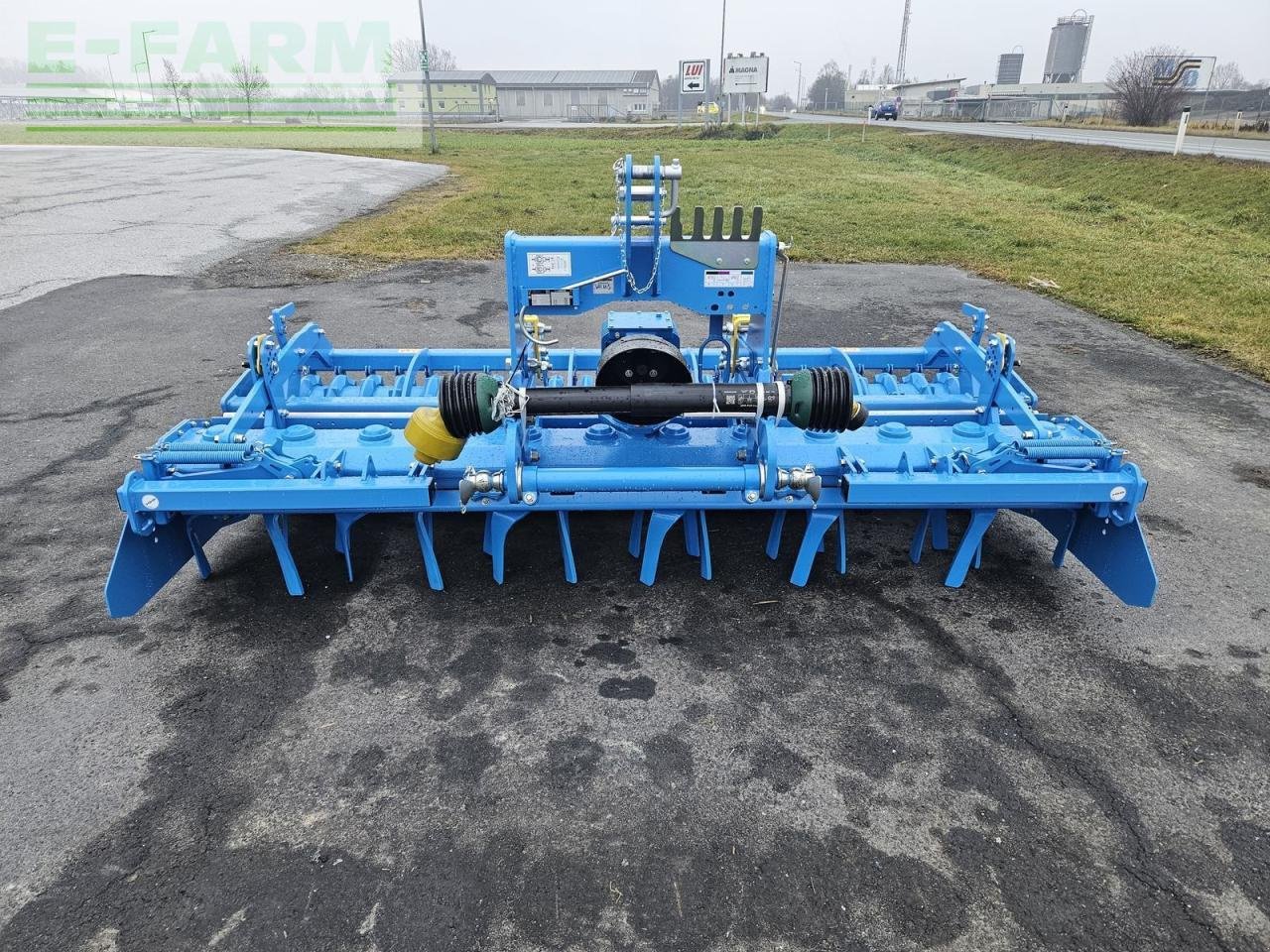 Kurzscheibenegge des Typs Lemken zirkon emr 300, Gebrauchtmaschine in ILZ (Bild 2)