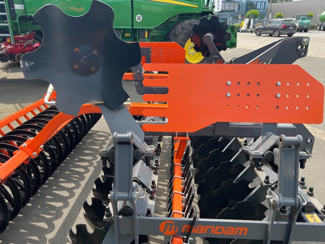Kurzscheibenegge des Typs Mandam GAL -C 3,0 mit Dachringwalze, Gebrauchtmaschine in Rietberg (Bild 6)