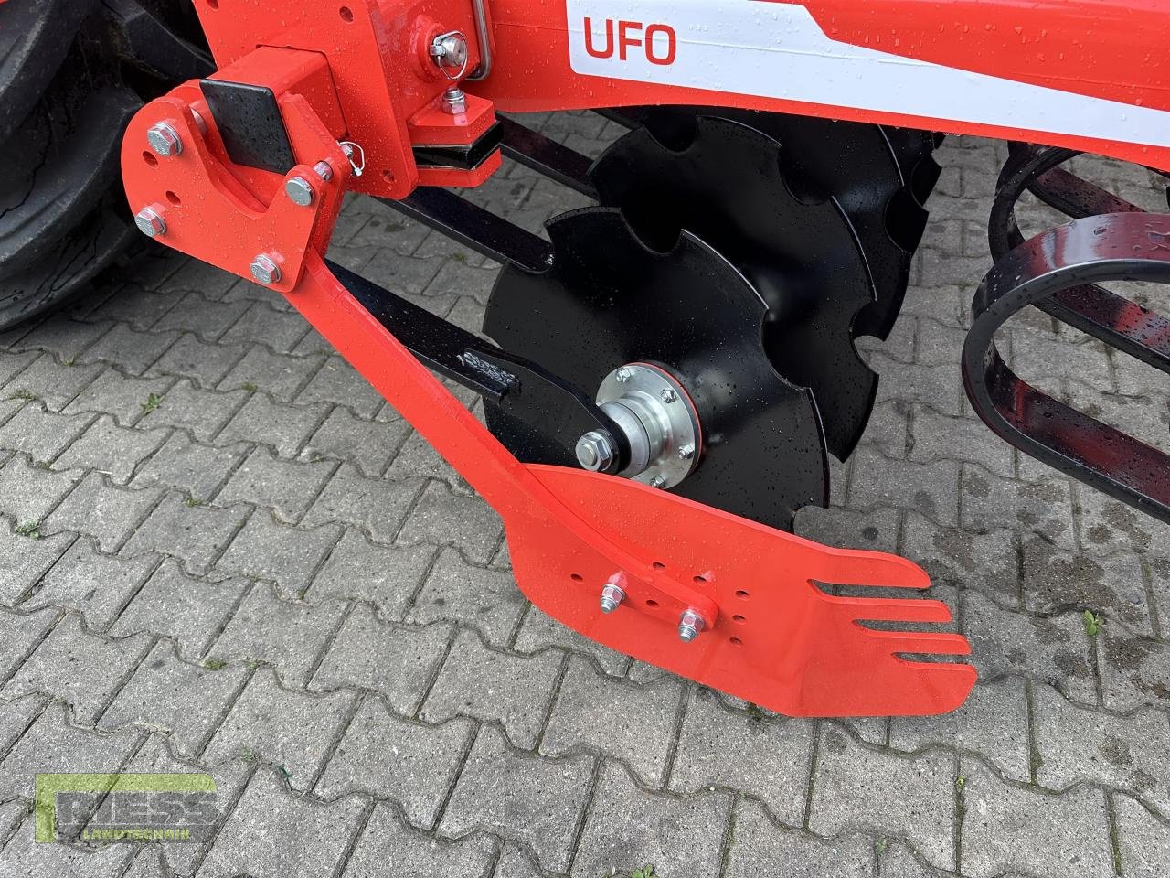 Kurzscheibenegge des Typs Maschio UFO 300, Neumaschine in Homberg/Ohm - Maulbach (Bild 11)