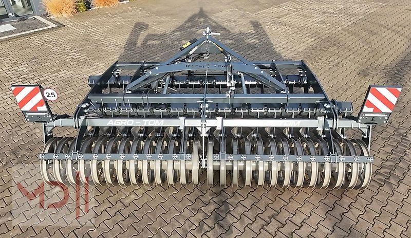 Kurzscheibenegge des Typs MD Landmaschinen AGT Scheibenegge ATC Premium 3,0m – 4,0m, Neumaschine in Zeven (Bild 3)