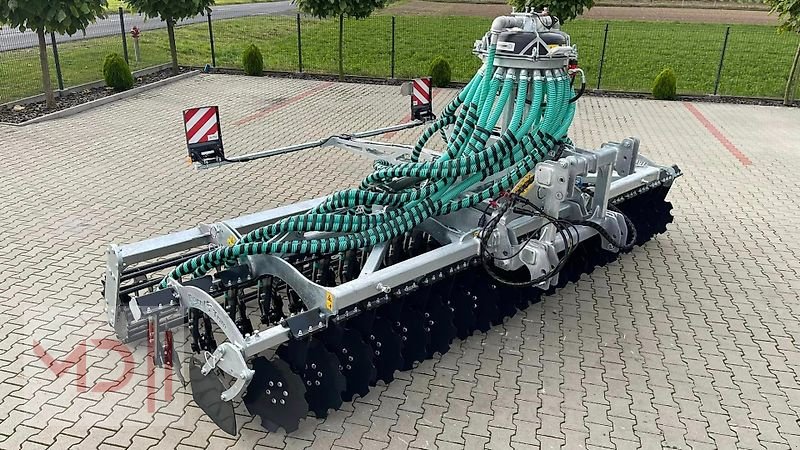 Kurzscheibenegge des Typs MD Landmaschinen AGT Scheibenegge mit Gülleverteiler ATHL 3,0 m, 4,0 m, 4,8 m, 5,4 m, 6,0 m, Neumaschine in Zeven (Bild 1)