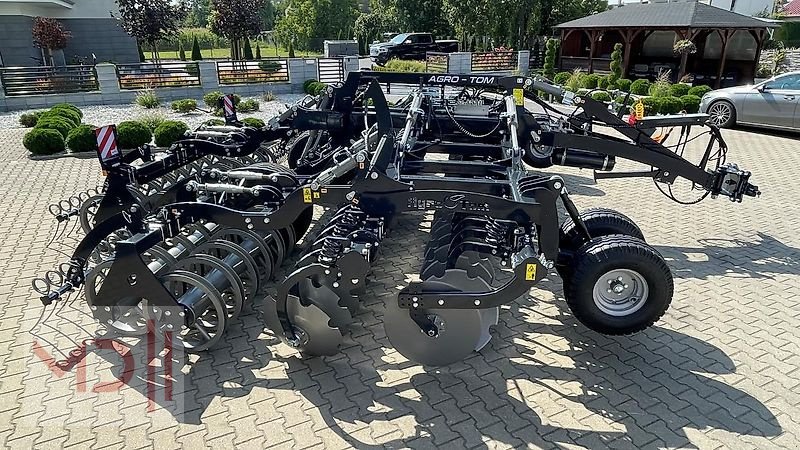 Kurzscheibenegge des Typs MD Landmaschinen AGT schwere Scheibenegge GTH XL 4,0 - 6,0m, Neumaschine in Zeven (Bild 2)