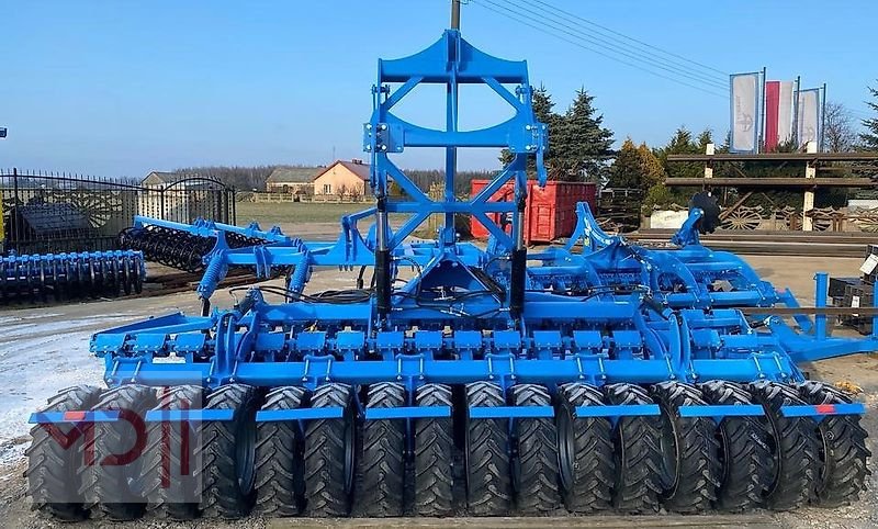 Kurzscheibenegge Türe ait MD Landmaschinen AS Scheibenegge mit Hitch und Reifenpackerwalze 2,5 m, 2,7 m, 3,0 m, 4,0 m, Neumaschine içinde Zeven (resim 5)