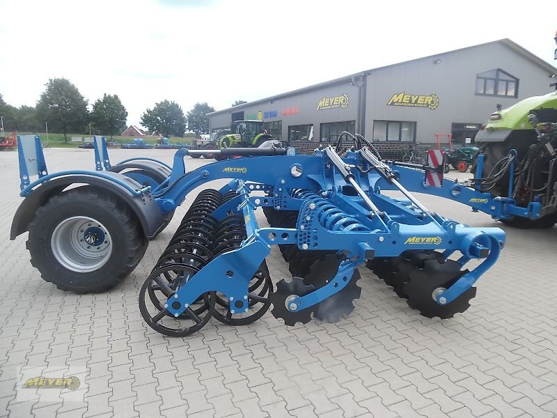 Kurzscheibenegge des Typs Meyer Agrartechnik Meyer KSE 5000 F Doppel U-Walze, Neumaschine in Andervenne (Bild 8)