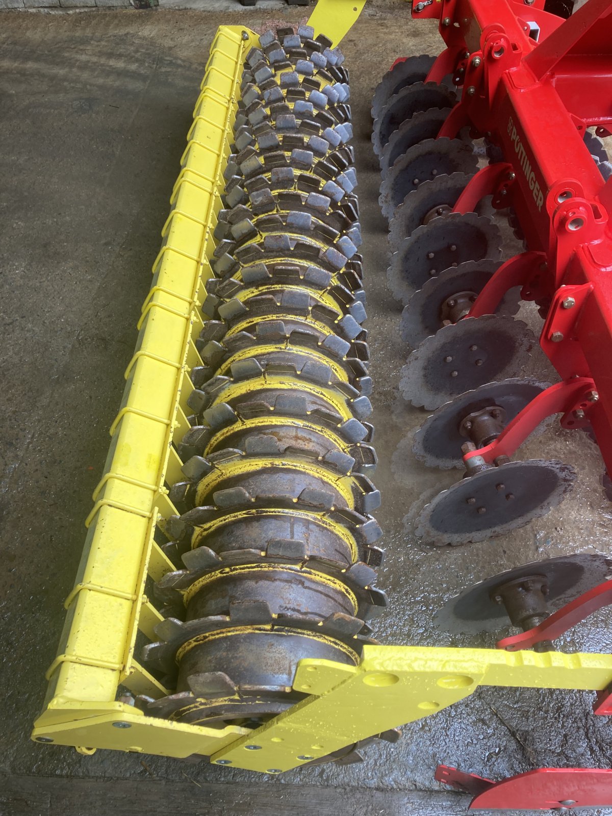 Kurzscheibenegge des Typs Pöttinger Fox 300 D, Gebrauchtmaschine in Bastheim (Bild 2)